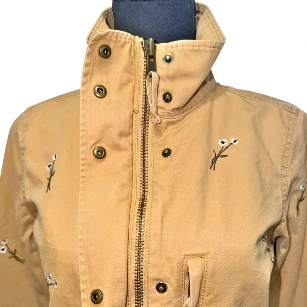 MADEWELL Daisy Embroidered Passage Jacket Full Zip & Snap Front - Picture 5 of 10